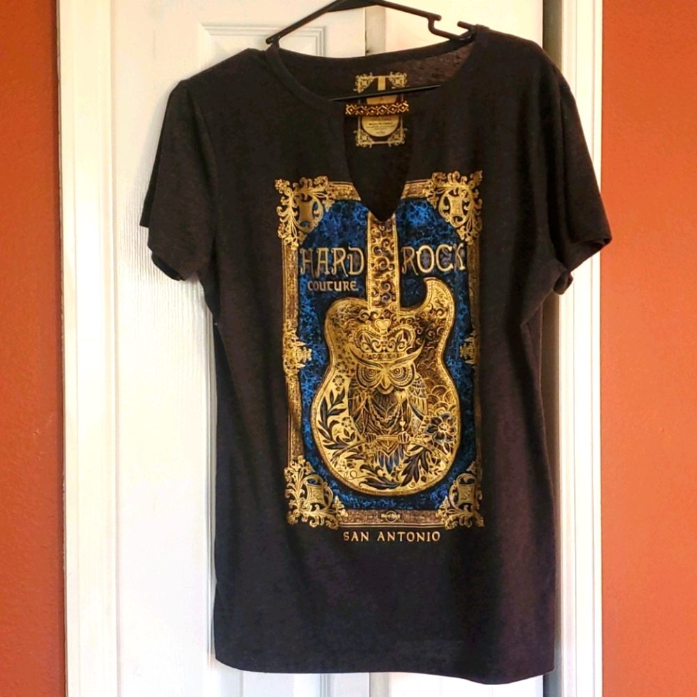 Hard Rock top